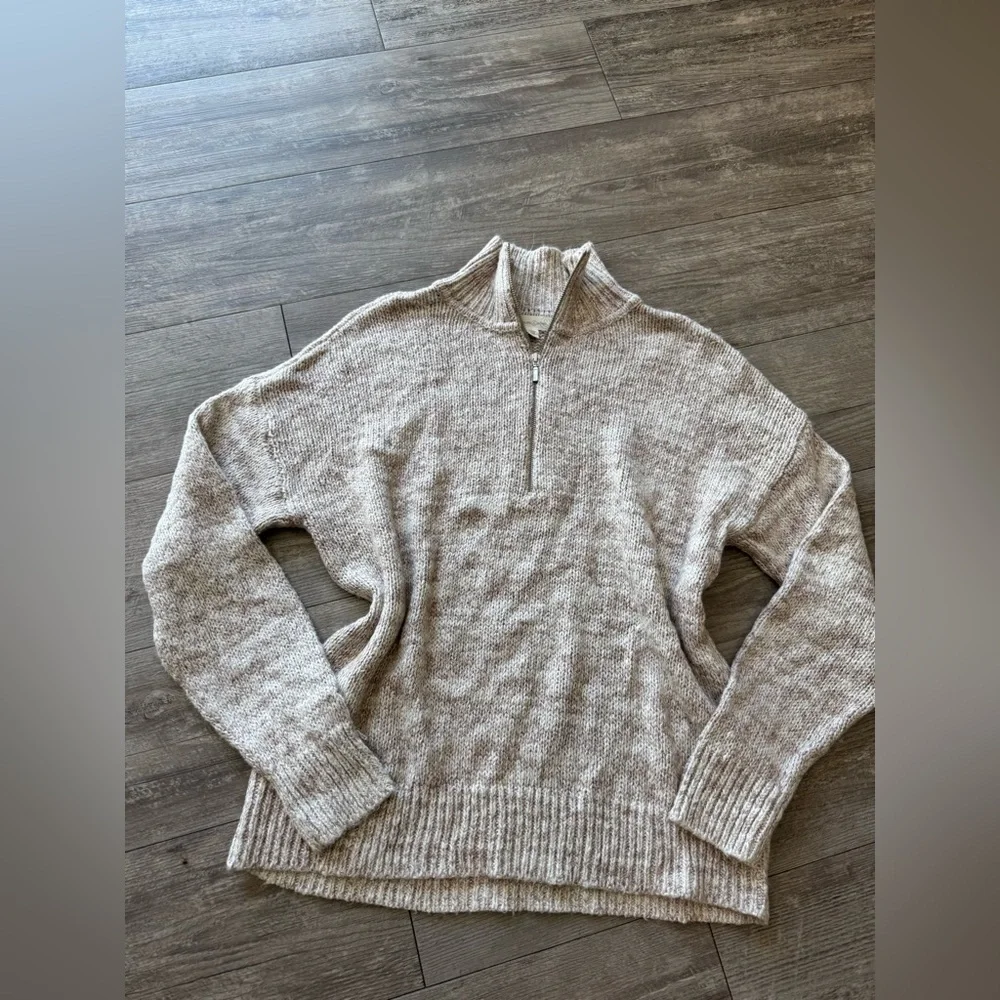 Treasure & Bond chic taupe
